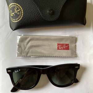 Ray-Ban Classic Black Sunglasses with Case